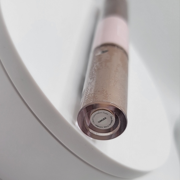 The Beauty Crop "Ginger & Prosecco" Liquid Eyeshadow Duo - Picture 4 of 4